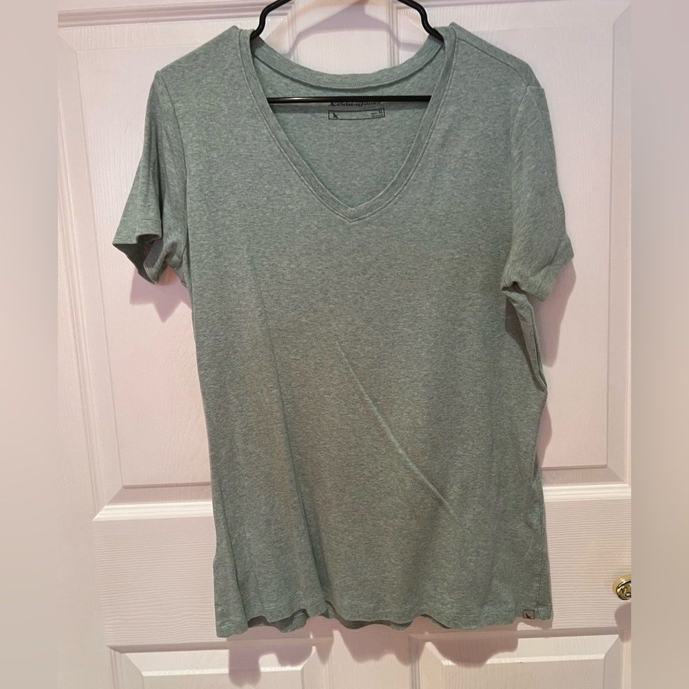 Eddie Bauer ladies short sleeve blouse. Sage green color. Size XL